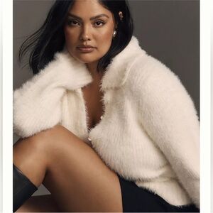 Anthropologie Pearl Button Fuzzy Ivory Cardigan Sweater Size Small